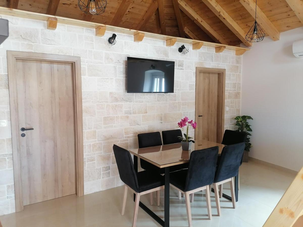 Apartments Ivana Trogir Ngoại thất bức ảnh