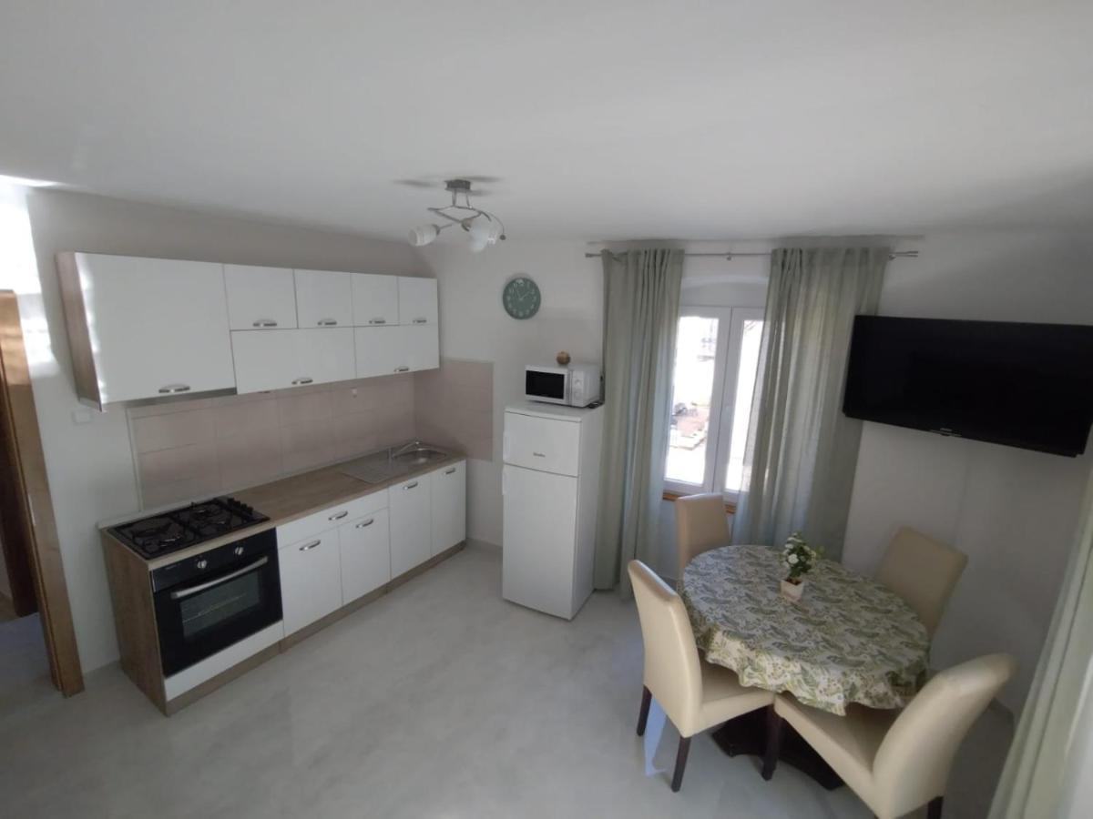 Apartments Ivana Trogir Ngoại thất bức ảnh