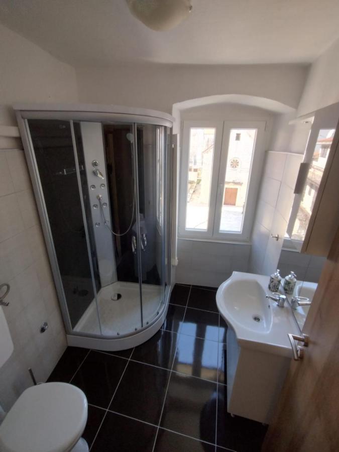Apartments Ivana Trogir Ngoại thất bức ảnh